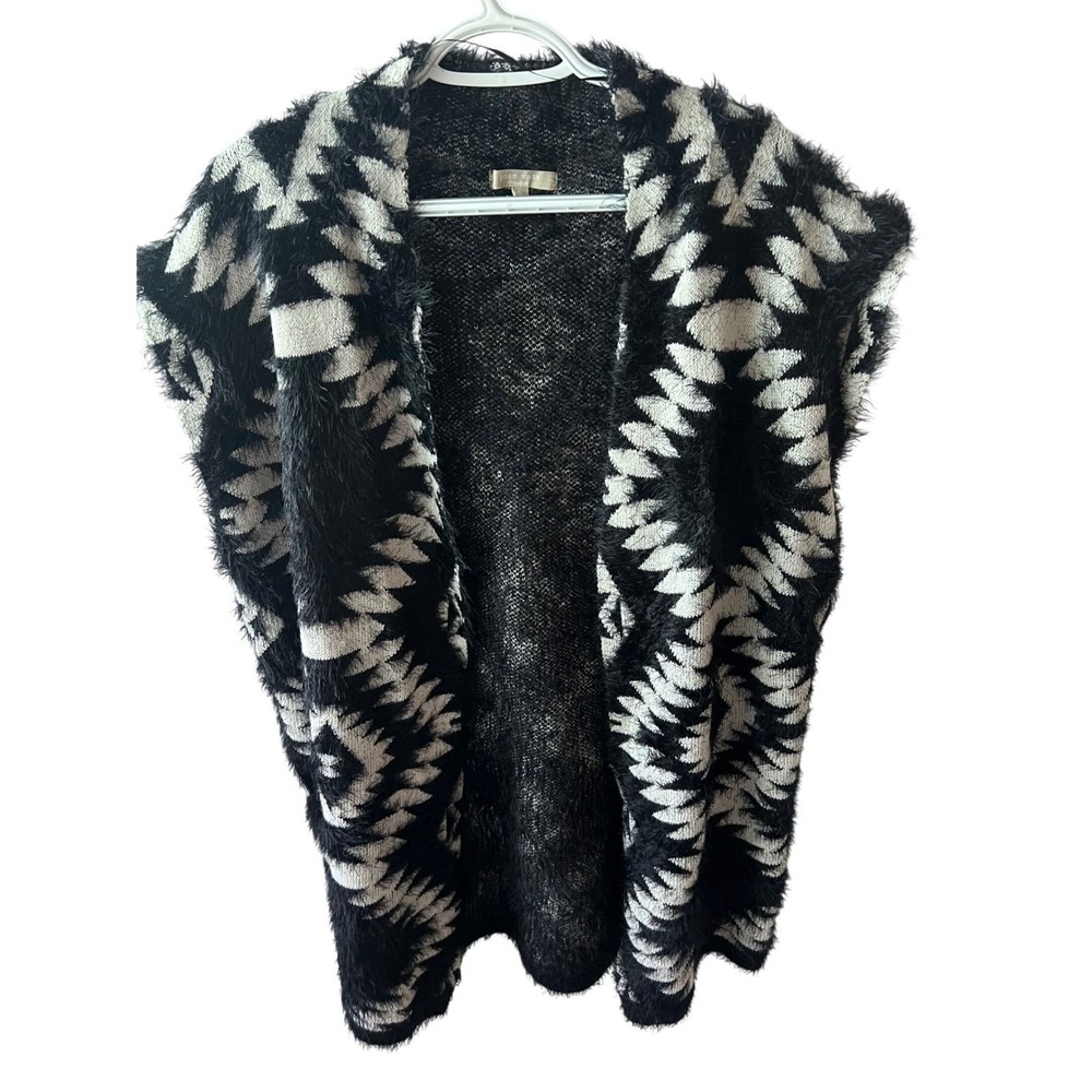 Joan Vass Studio Womens Medium Black White Geometric Fuzzy Eyelash Knit Vest